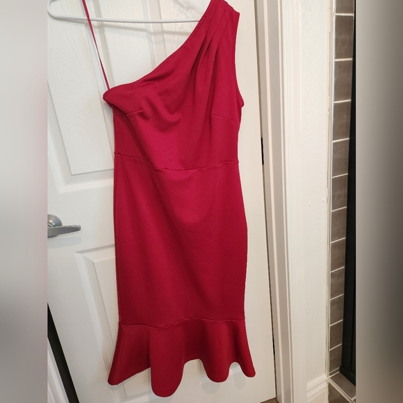 One Shoulder Special Event Dress 👠 - Picture 2 of 6